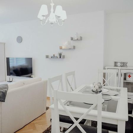 Apartman M5 Dakovo Exterior photo